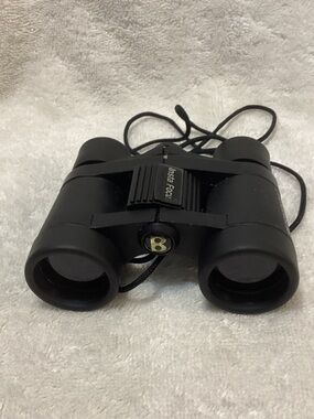 Bushnell Black Compact Insta Focus Binoculars 4 x 30.